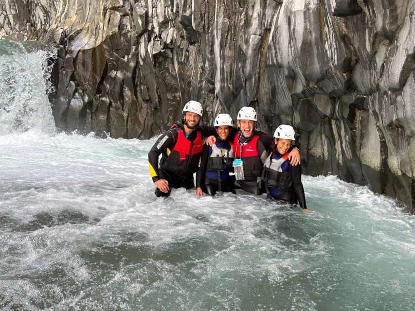 Alcantara River and Gorges: Bodyrafting Experience - Walking 2.5 kilometers through volcanic rock