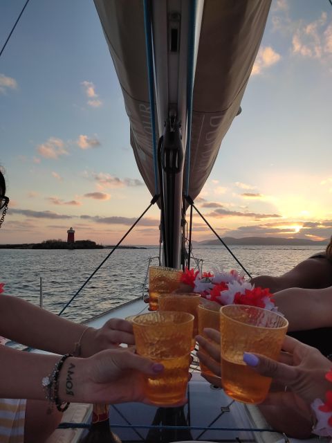 Alghero: Sunset Sailing Aperitif Experience - Practical advice for a smoother evening