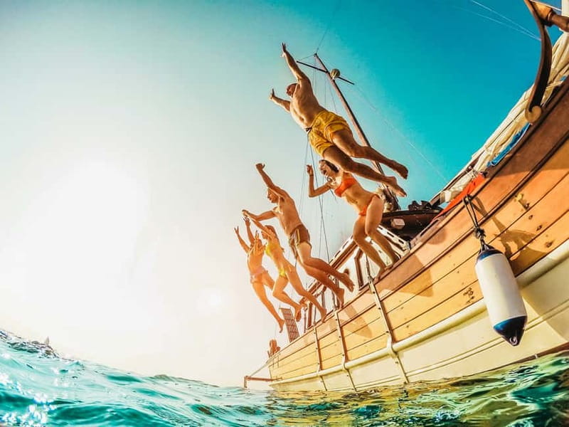 Amalfi Coast: Boat and Snorkeling Tour with Fruit & Drinks - Why seeing the Amalfi Coast by boat changes everything