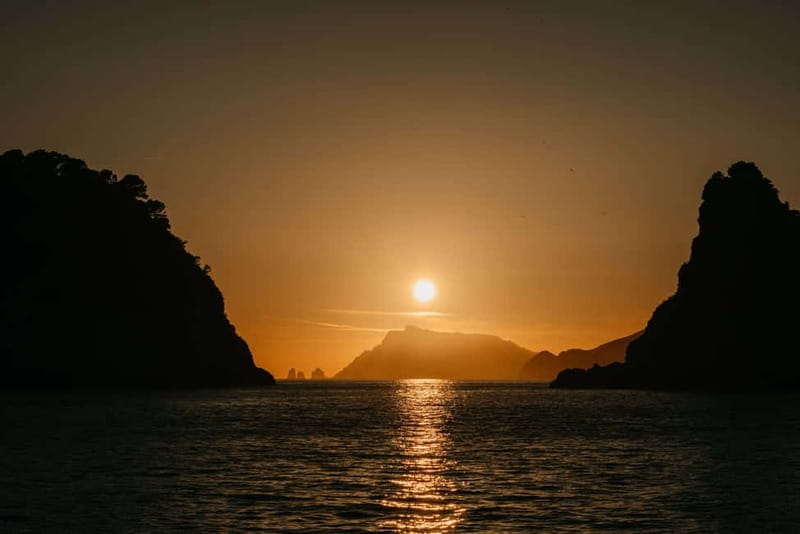Amalfi: Sunset Boat Tour with Fruit and Drinks - Is $93.77 a fair price?