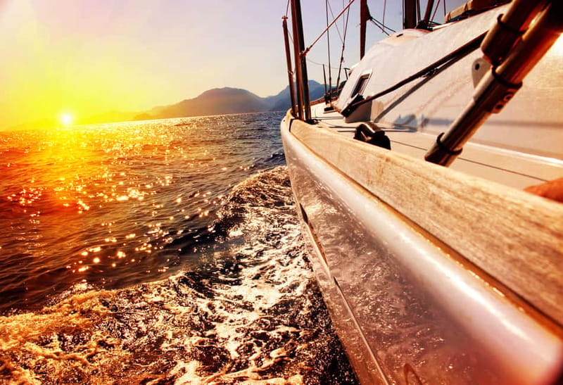 Amalfi: Sunset Boat Tour with Fruit and Drinks - Conca dei Marini, Sophia Loren, and Santa Rosa pastry