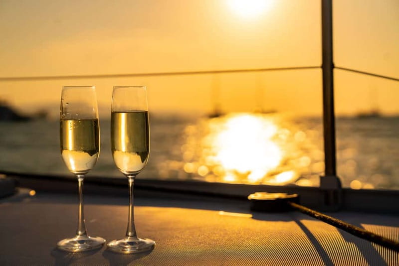 Amalfi: Sunset Boat Tour with Fruit and Drinks - The Praiano swim stop at sunset