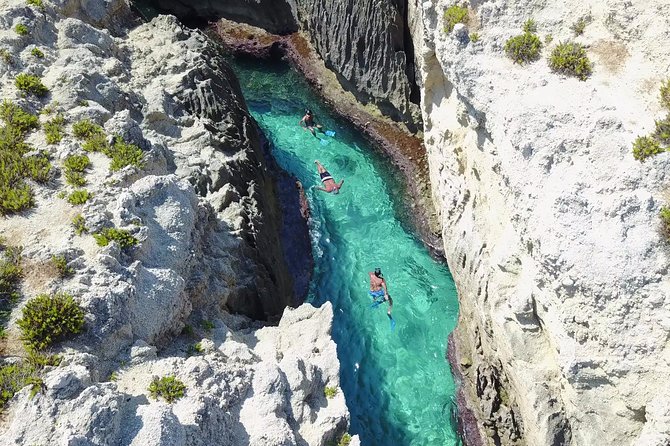 Amazing boat trip from Tropea to Capo Vaticano - 6 to 12 people - Setting out from Tropea Tourist Port