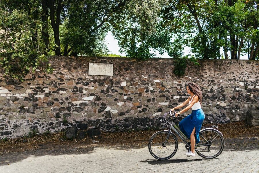 Appia Antica: Full Day Bike Rental with Customizable Routes - Food, water, toilets, and timing