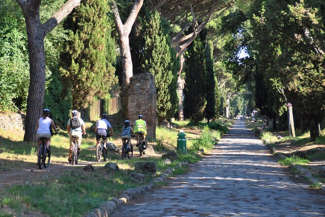 Appian Way, Catacombs and Aqueducts Park Tour with Top E-Bike - Aqueducts Park and the Roman water system