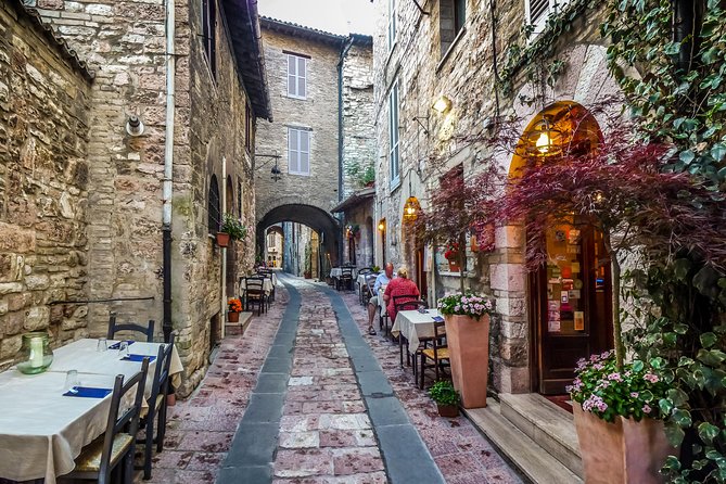 Assisi and Orvieto Guided Day Tour from Rome with Lunch - The guides, group rhythm, and communication