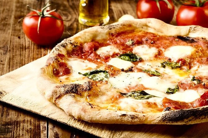 Authentic Naples Food Tour with 8+ Tastings of Pizza, Wine & More - Why this Naples food walk works so well