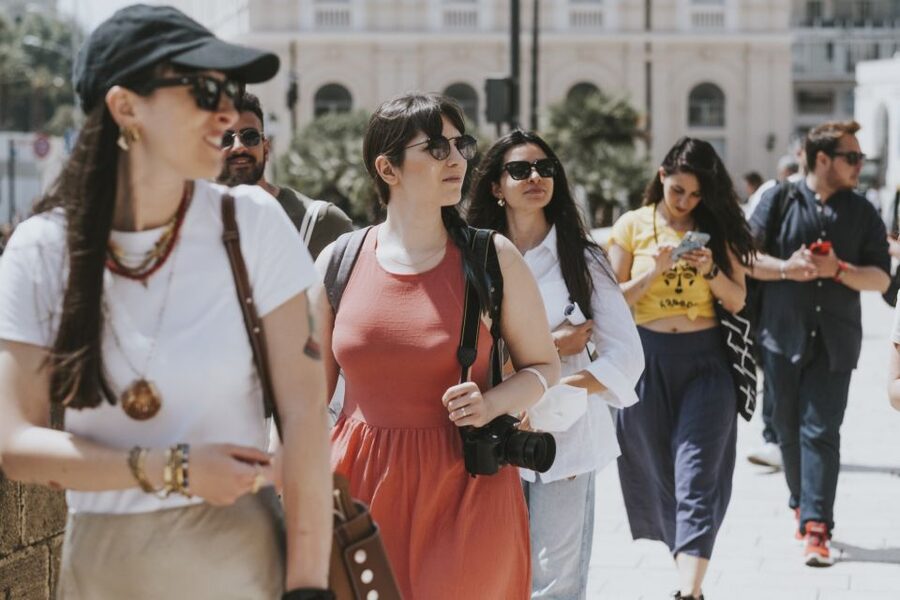 Bari: Guided Walking Tour - Arco Basso and the famous Pasta Street
