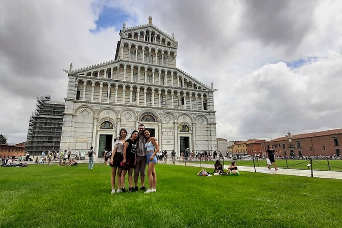 Best of Pisa: Small Group Tour with Admission Tickets - Guides who make the difference