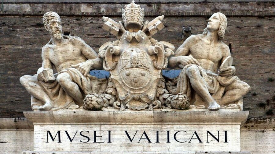 Best of the Vatican: Fast Track Highlights - The Rooms of Raphael and Renaissance ambition