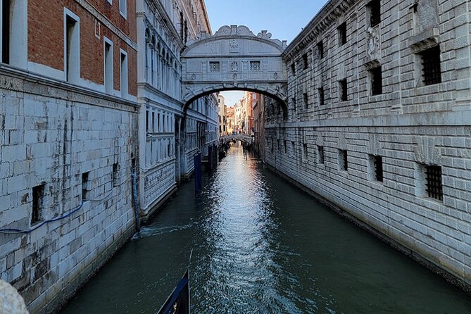 Best Of Venice: Saint Mark's Basilica, Doges Palace with Guide and Gondola Ride - A 30-minute gondola ride