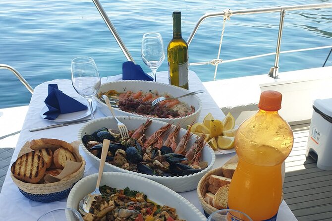 Boat tour Giardini Naxos Taormina Isola Bella Blue Grotto - Mazzarò Beach and the elegant bay