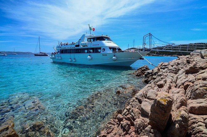 Boat trip La Maddalena Archipelago - Departure from Palau - Budelli and the famous pink-pebbled beach