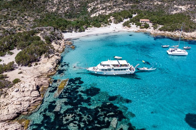 Boat trip La Maddalena Archipelago - Departure from Palau - Food, drinks, shade, and what to pack