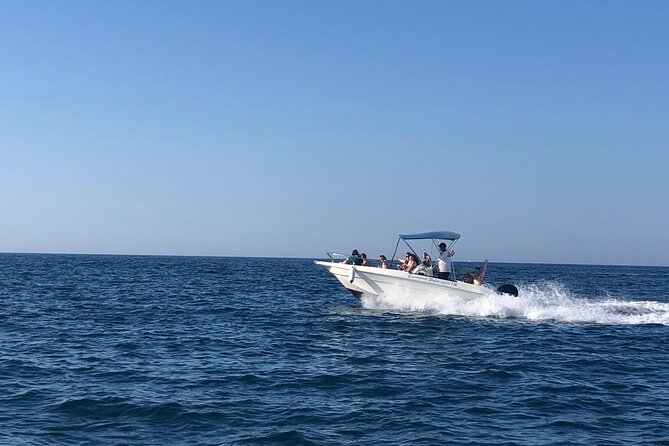 Boat trip to the Polignano a Mare caves - Sea conditions, clothing, and photos