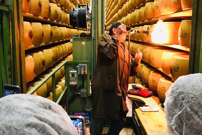 Bologna Food Experience: Factory tours & Family-Style Lunch - Guides, Drivers, and the Human Side of the Day