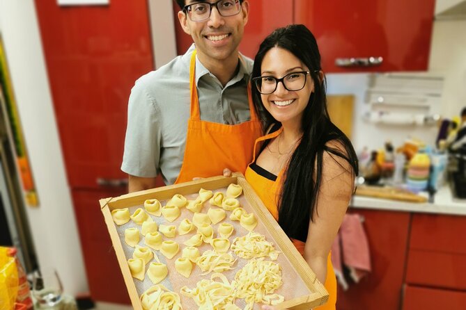 Bologna on the plate, Cooking Class with Alessia - The cat, the kitchen, and practical comfort