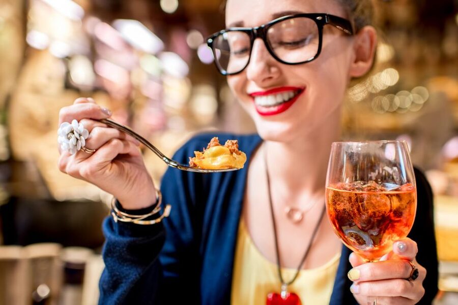 Bologna: Open Bus City Tour and Local Food Tasting - Small details that improve the day