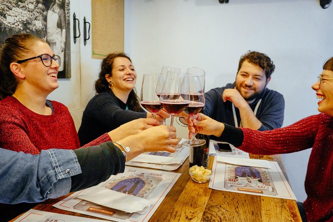 Bologna Private Food Tour with 6 or 10 Tastings - Piazza del Nettuno and the cultural side