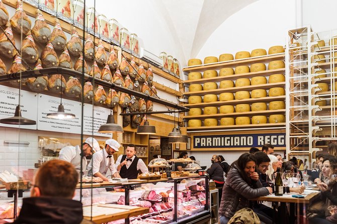 Bologna Private Highlights & Hidden Gems Tour with a Local - Two hours or five hours: choosing your length
