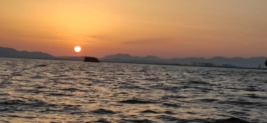 Cagliari:devil's saddle big cruise by boat drink & snack - Is $39.86 good value for two hours?
