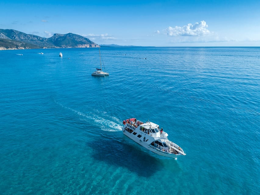 Cala Gonone:Cruise in the Gulf of Orosei with Cala Goloritzé - Cala Mariolu brings the clearest water