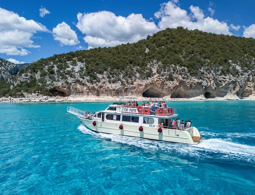 Cala Gonone:Cruise in the Gulf of Orosei with Cala Goloritzé - Cala Sisine or Cala Biriola completes the beach circuit