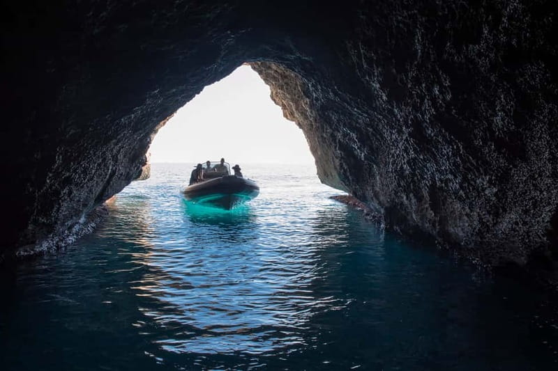 Cala Gonone: Dinghy Excursion to C. Mariolu and C. Goloritzè - The best parts of this Sardinian boat day