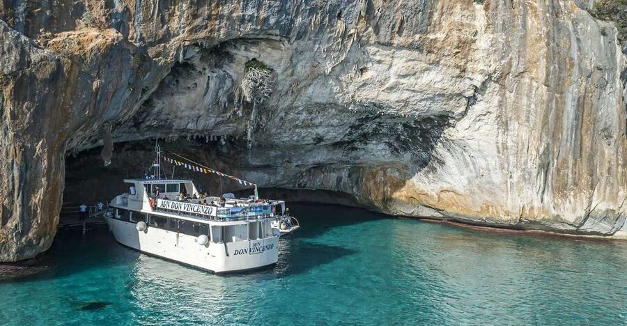 Cala Gonone: Grotta del Bue Marino and Cala Luna Boat Tour - Key details at a glance