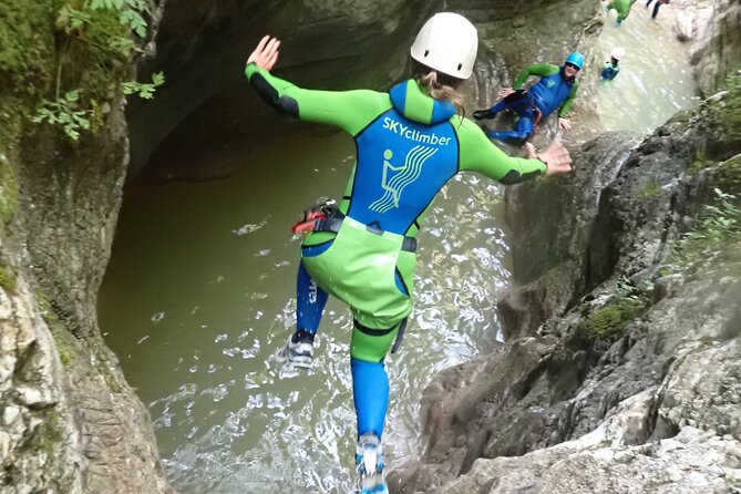 Canyoning "Gumpenfever" - beginner Canyoningtour for everyone - Moving Through the Water