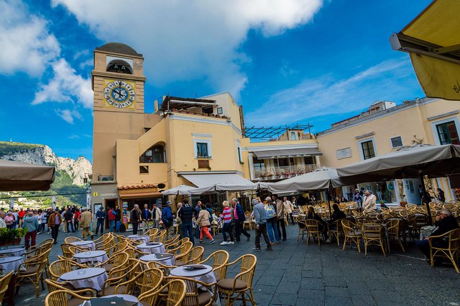 Capri Walking Tour with local guide - Starting in Anacapri: quieter streets and free time