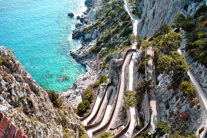 Capri Walking Tour with local guide - Moving across the island by minibus