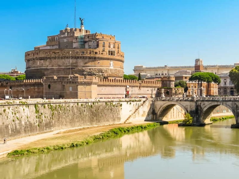 Castel Sant'Angelo Skip-the-Line Entry & Optional Audioguide - Arriving at the main entrance
