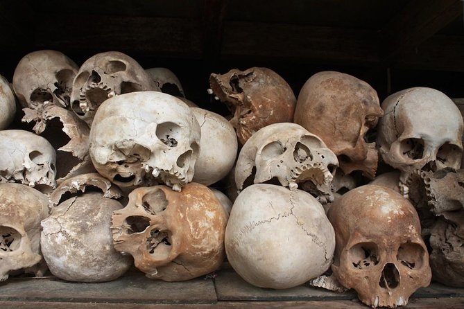 Catacombs and Hidden Underground Rome: Small Group Max 6 People - What makes San Clemente the stronger half