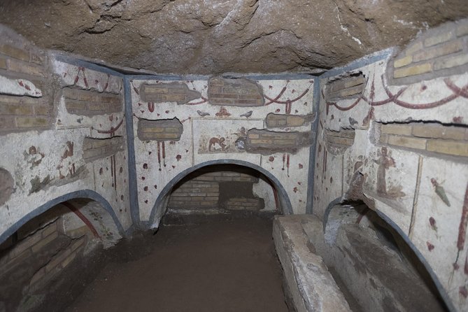 Catacombs Tour with Transfer – Optional Capuchin Crypt or Trevi - Adding the Capuchin Crypt