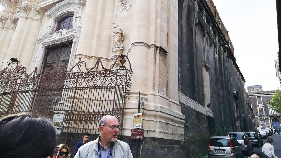 Catania: City Highlights Walking Tour - Via Crociferi and the old streets between monuments
