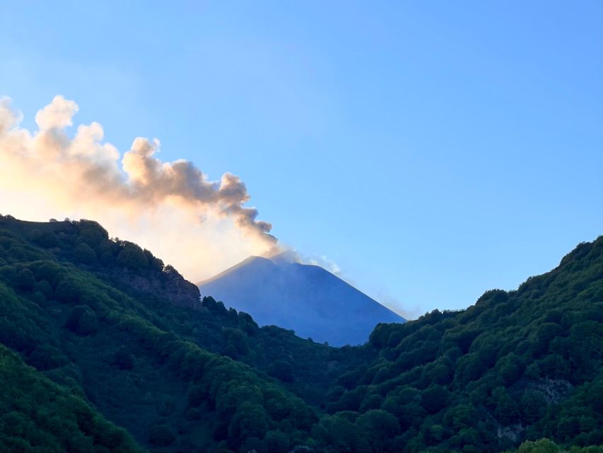 Catania: Etna Sunset Tour with Pickup and Drop-off - How good is the guiding?