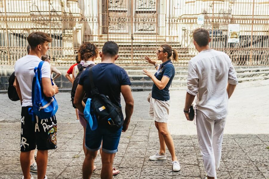 Catania: Guided Street Food Walking Tour - How the evening tour differs