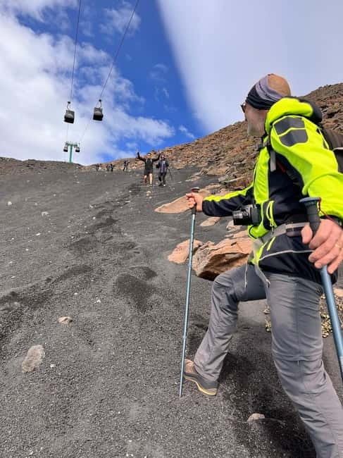 Catania: Mount Etna Adventurous Tour with a Volcano Guide - The final walk and return to Catania