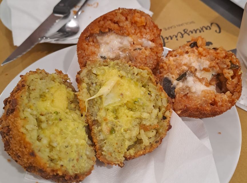 Catania: Street Food Guided Walking Tour - Starting at the Elephant Fountain
