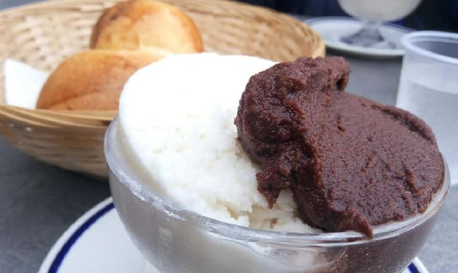 Catania: Street Food Guided Walking Tour - The Roman Amphitheater and another local specialty