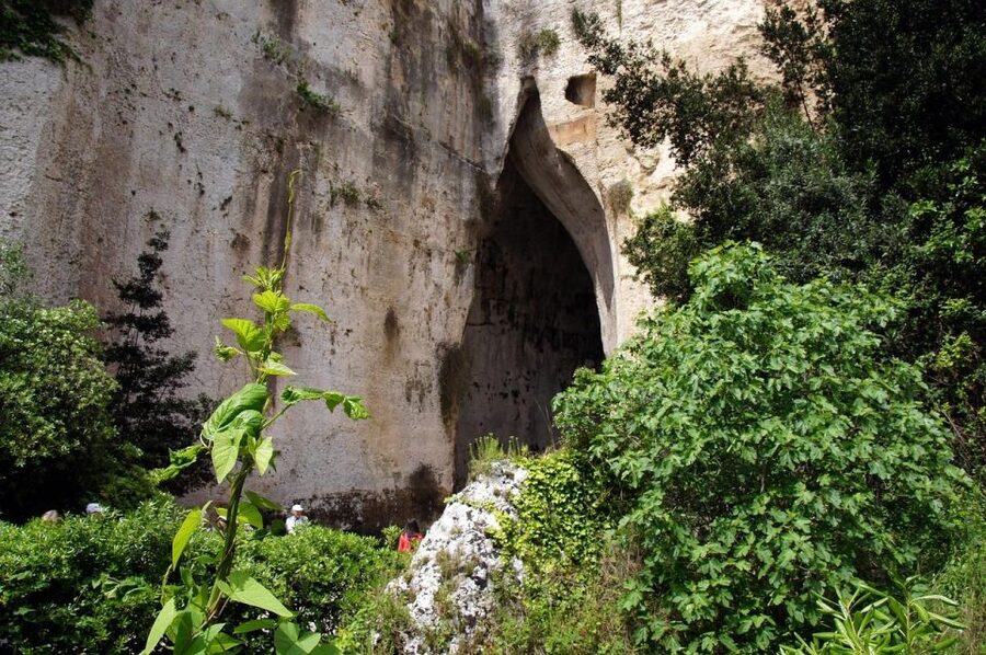 Catania: Syracuse, Ortigia, and Noto Tour with Brunch - The Neapolis archaeological park and Greek theater