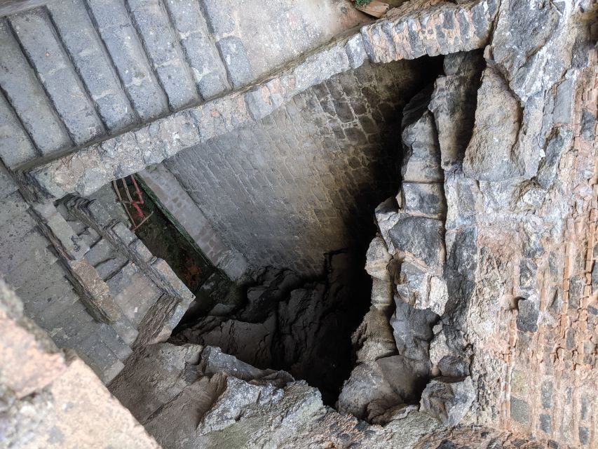 Catania: Underground Catania Tickets and Guided Tour - Starting beside Catania’s Black Amphitheater