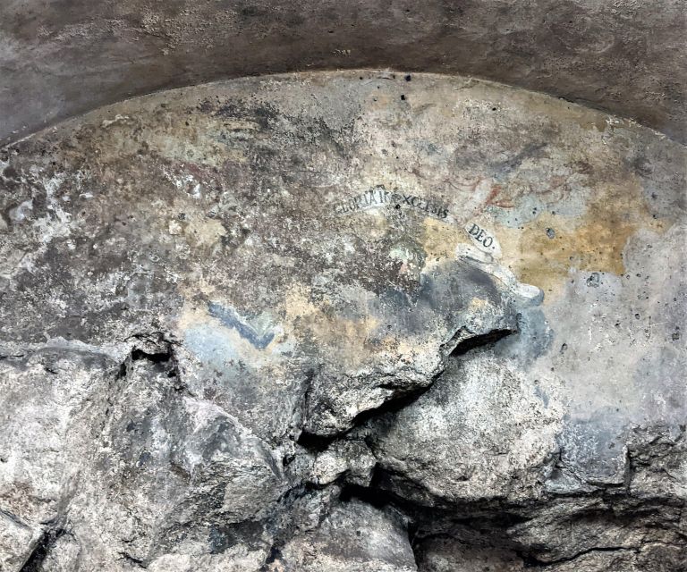 Catania: Underground Catania Tickets and Guided Tour - Following lava into prehistoric Catania