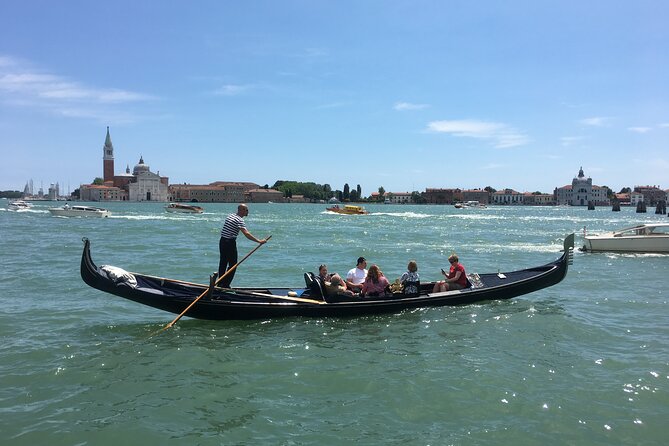 Charming Gondola Ride on the Grand Canal & Gondola Gallery™ - Finding the meeting point near St. Mark’s Square