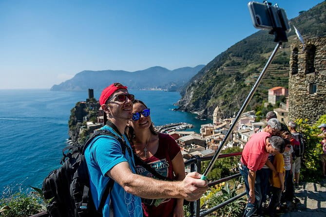 Cinque Terre Day Trip with Optional Hiking or Pisa - Corniglia and its steep 382 steps