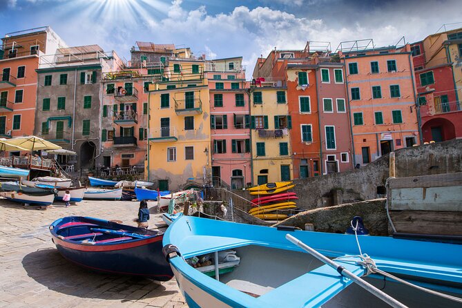 Cinque Terre Small Group or Private Day Tour from Florence - Vernazza, the prettiest pause in the harbor