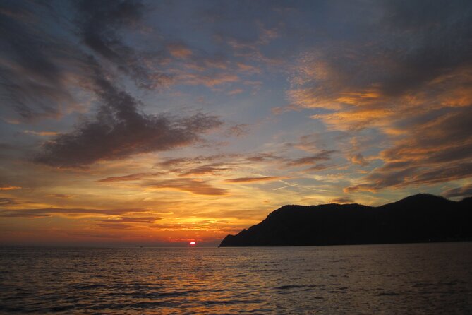 Cinque Terre Sunset Boat Tour Experience - Aperitivo with focaccia and Ligurian specialties