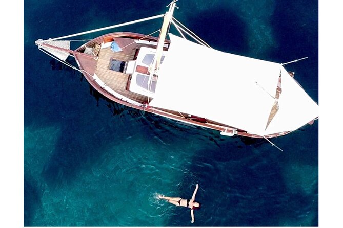Classic Boat Tour in Palermo - Sunset, sailing, and the role of weather