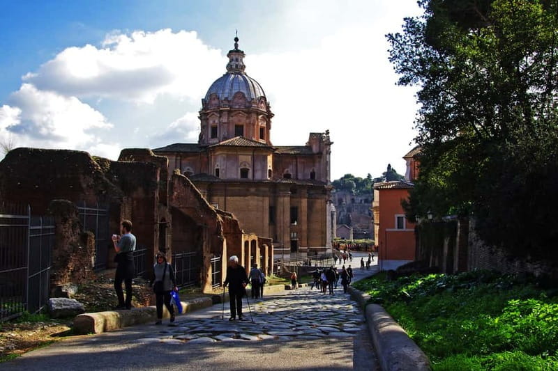 Colosseum, Forum & Palatine Hill Guided Walking tour - Walking through the Roman Forum for one hour